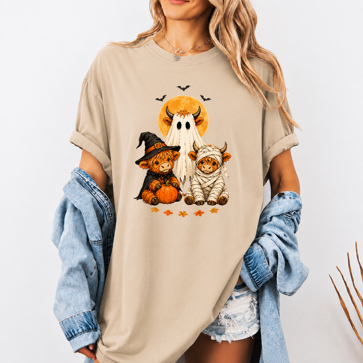 Halloween Highland Cow, Spooky Highlander Cow Fall T-Shirt-NRS7